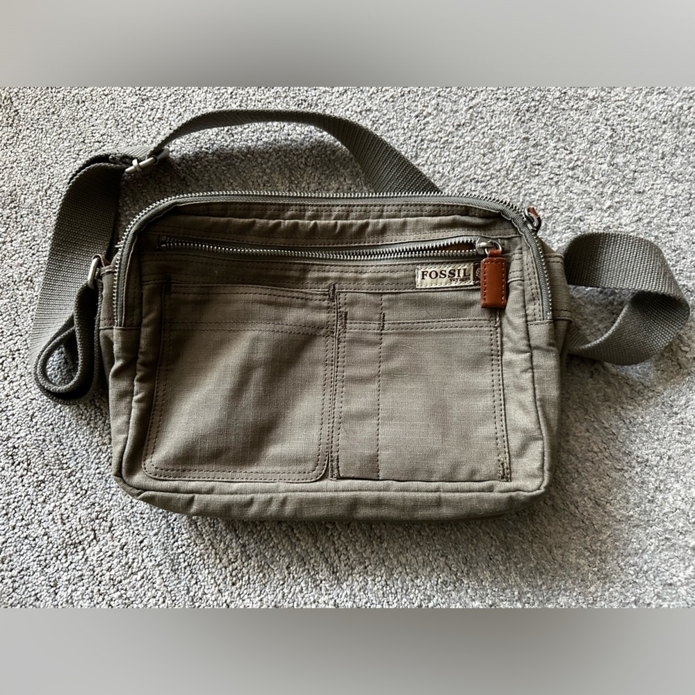 Fossil voyages crossbody